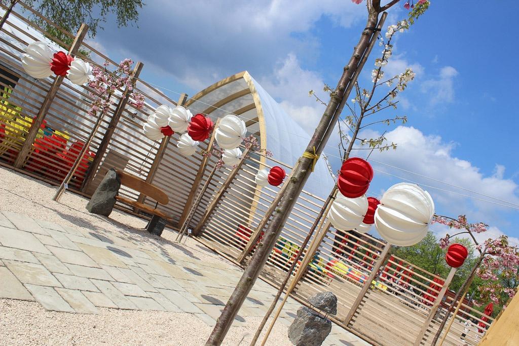 Unser Barlooon in weiß in der Größe S bei der Gartenschau in der Havelregion 2015 – Beim Packhof in der Kirschblüte. Unser Barlooon in weiß in der Größe S bei der Gartenschau in der Havelregion 2015 - Beim Packhof in der Kirschblüte.